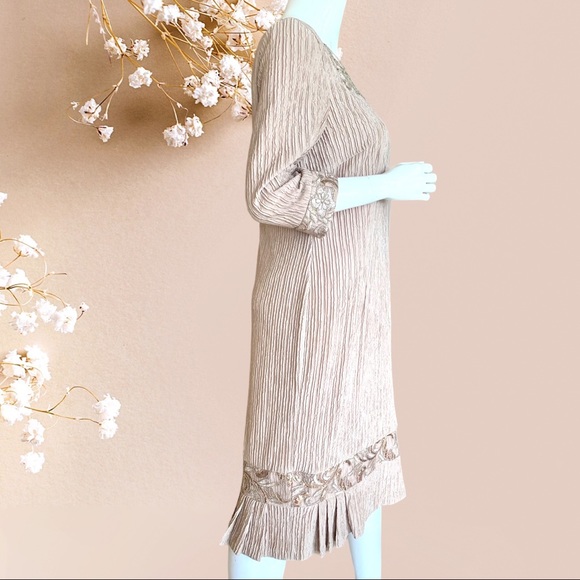 BRIANNA MILAY ALMOND MIDI DRESS. WOMEN’S SIZE 10 - Picture 2 of 12